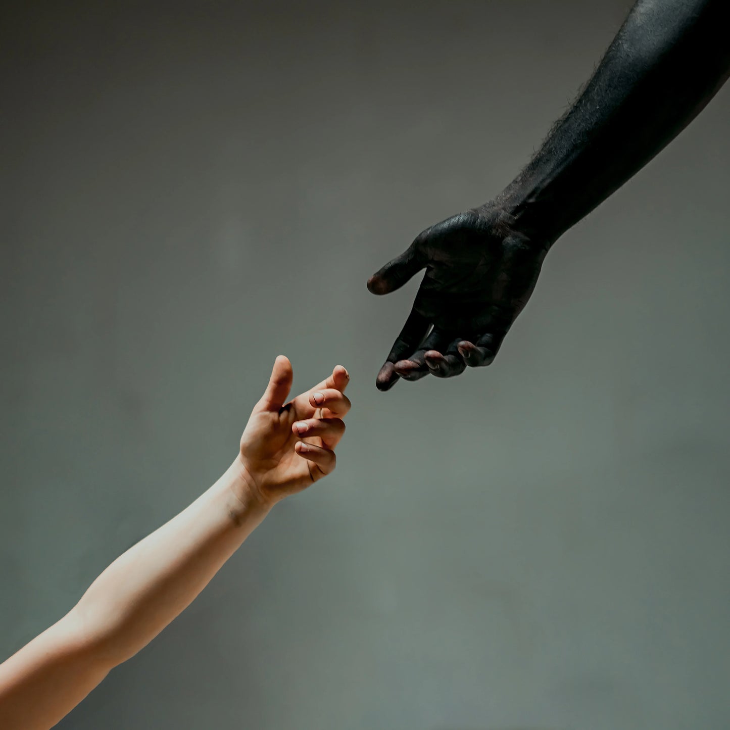 AVIANA - Corporation (White/Black Corona Vinyl)