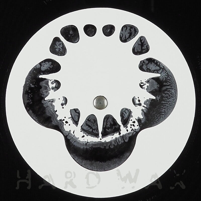 Carrier - Neither Curve Nor Edge