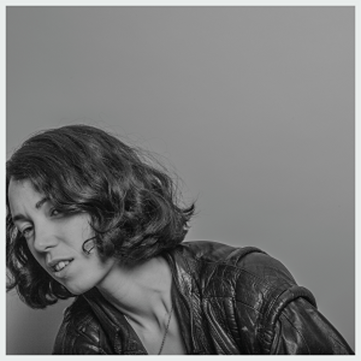 Kelly Lee Owens - Kelly Lee Owens (Purple Vinyl)