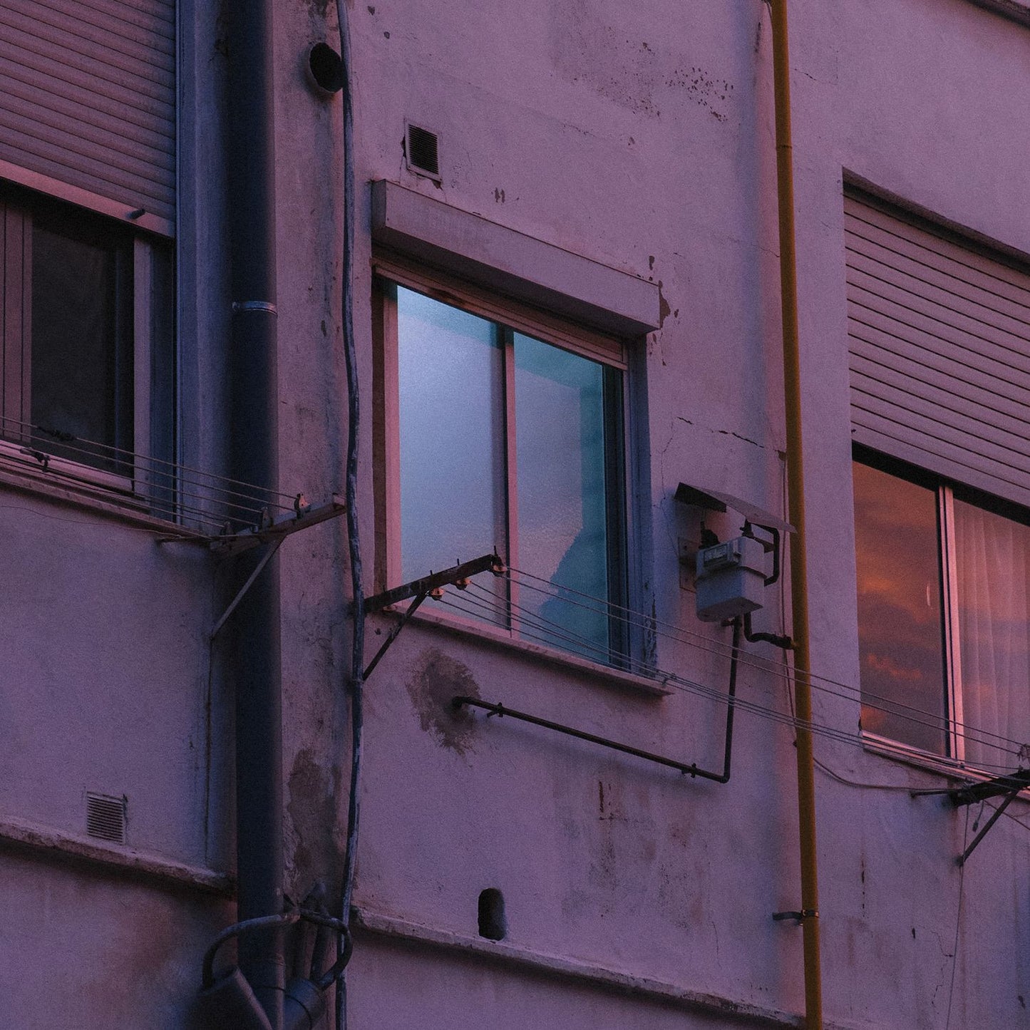 Crackazat- Alfa EP (1 per person)