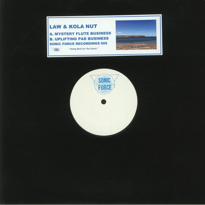 LAW / KOLA NUT - Mystery Flute Business