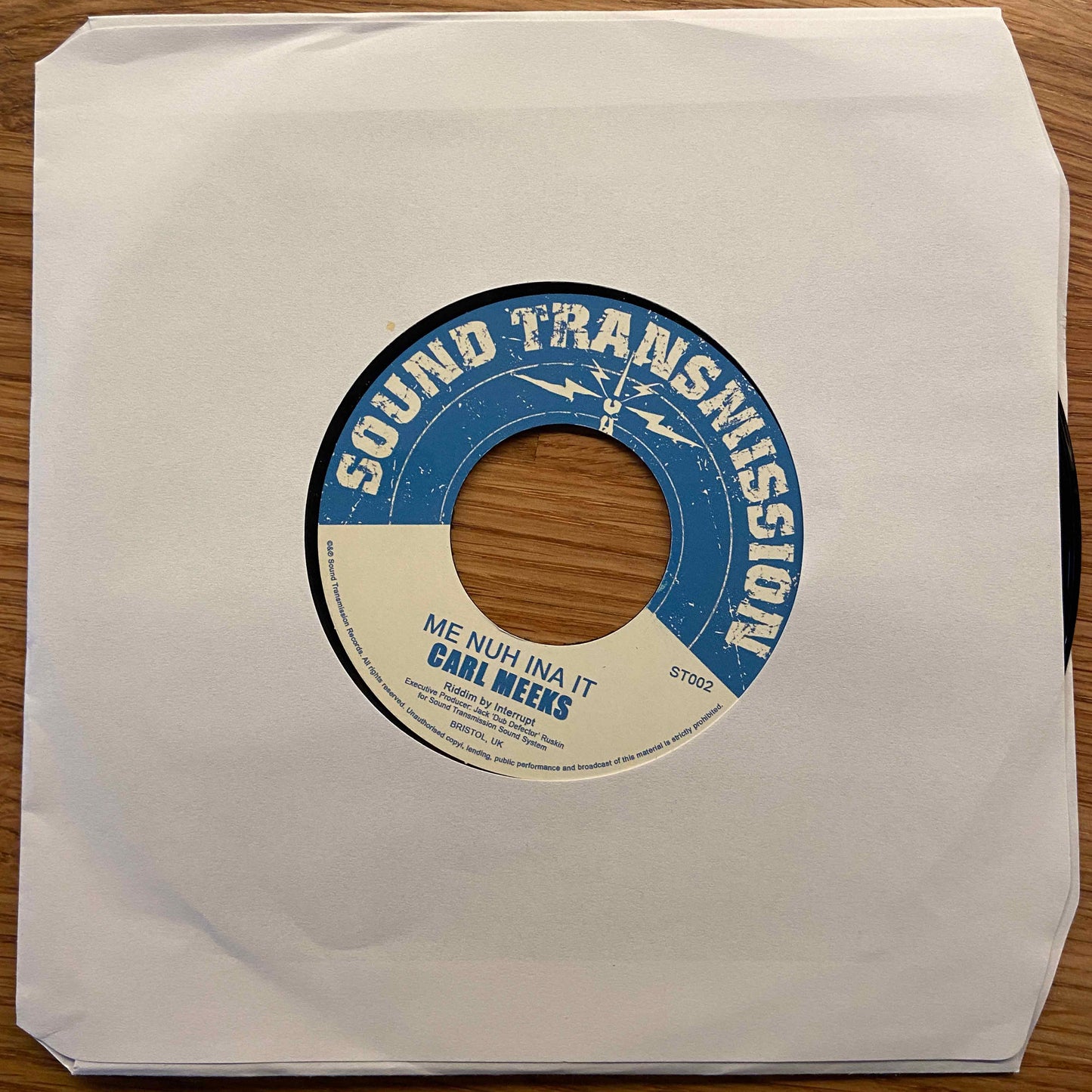 Carl Meeks & Version - Me Nuh Ina It / Interrupt