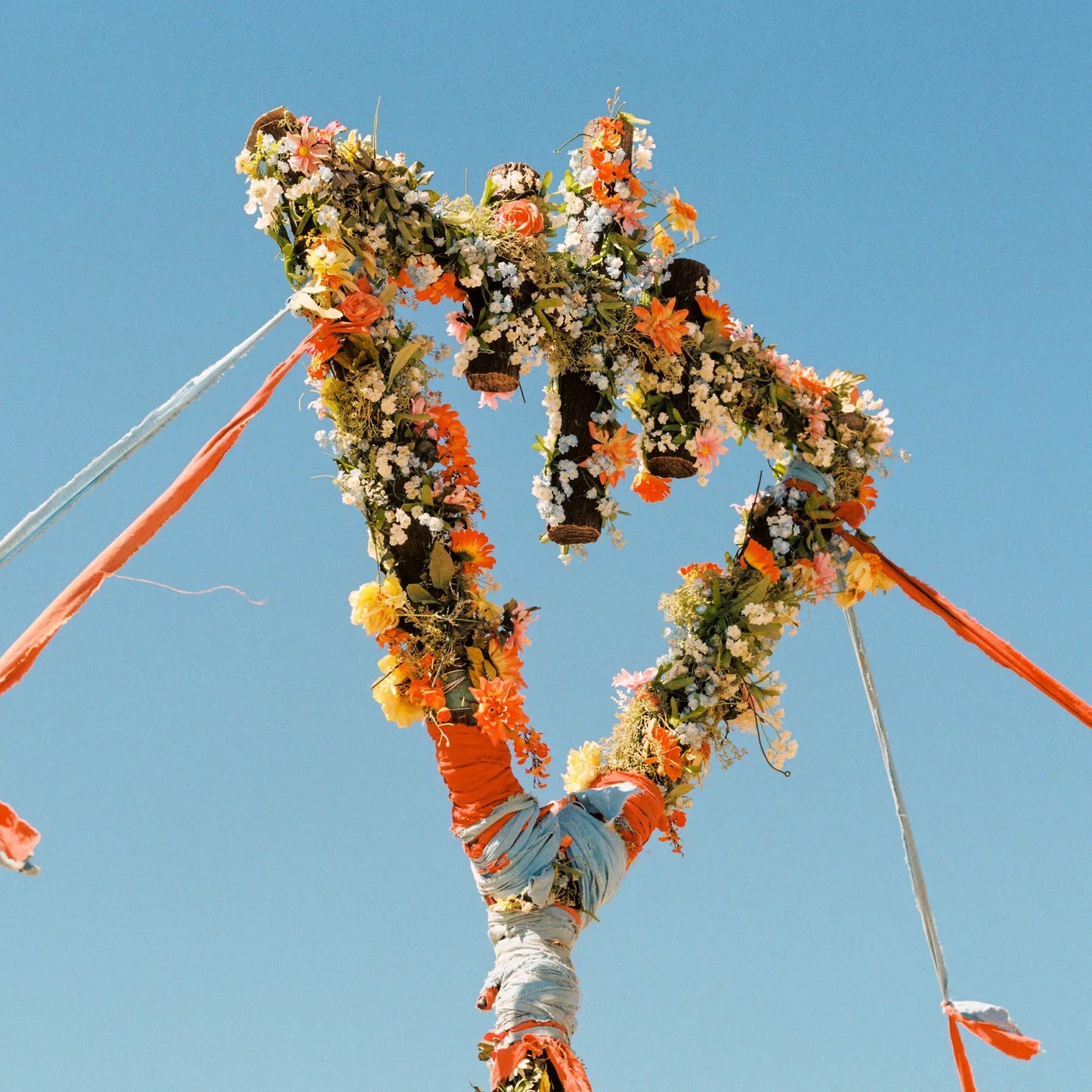 The Devil Wears Prada	- Flowers [Bone Vinyl]