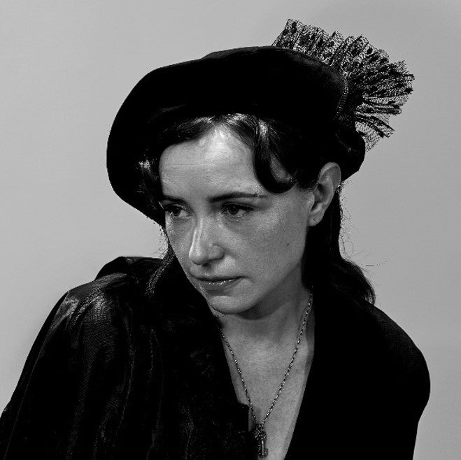 Laura Groves - Radio Red [Standard LP]