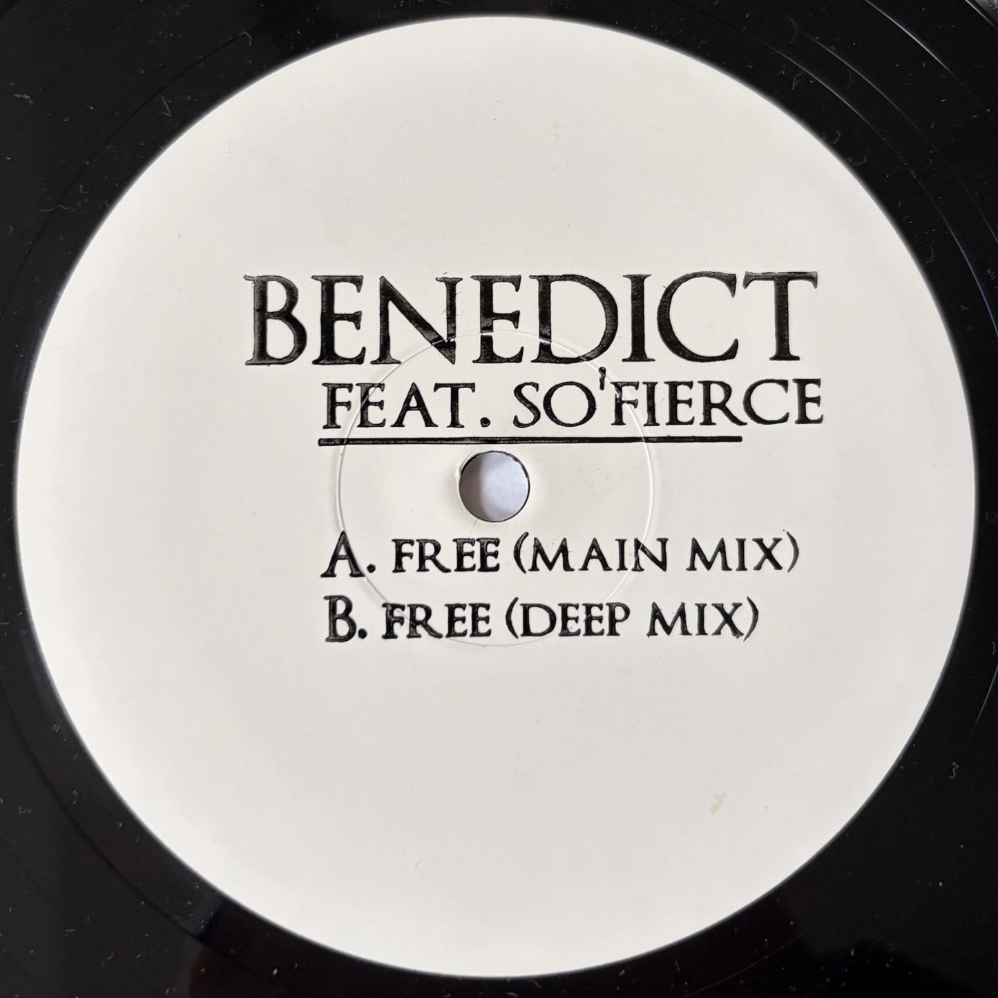 BENEDICT feat. SO'FIERCE - FREE