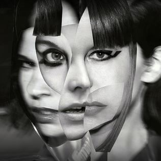 Sleater-Kinney - The Center Won't Hold [12" Album/7" Single]