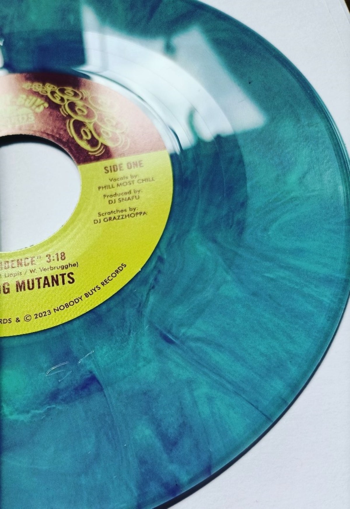 Analog Mutants ft Phil Most Chill - Confidence [7" Marbled in Pic Sleeve]