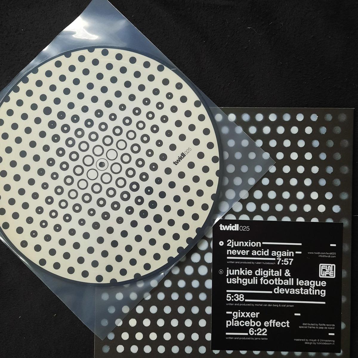 Various Artists - Quater [picture disc / 180grams / hand-numbered / special sleeve+sticker]