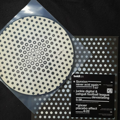 Various Artists - Quater [picture disc / 180grams / hand-numbered / special sleeve+sticker]