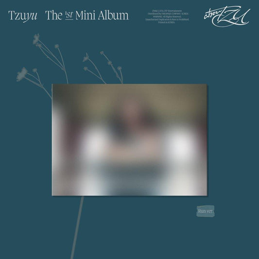 TZUYU (TWICE) - abouTZU (Run ver.) [CD]