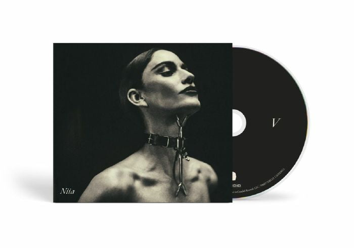 NIIA - V [CD]