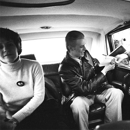 David Bowie - Behind The Curtain [Book]