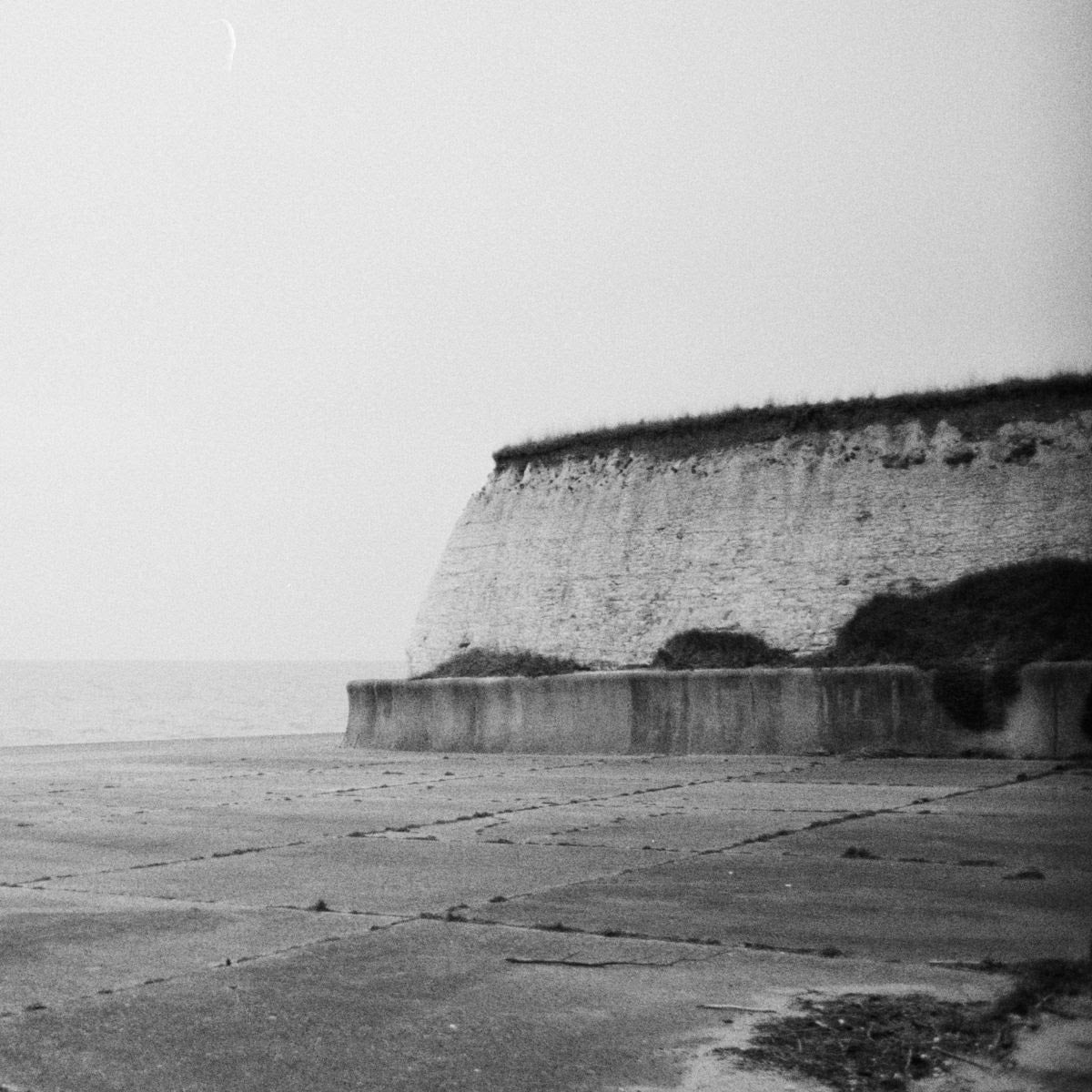 Girls In Synthesis - Sublimation [Black Vinyl]