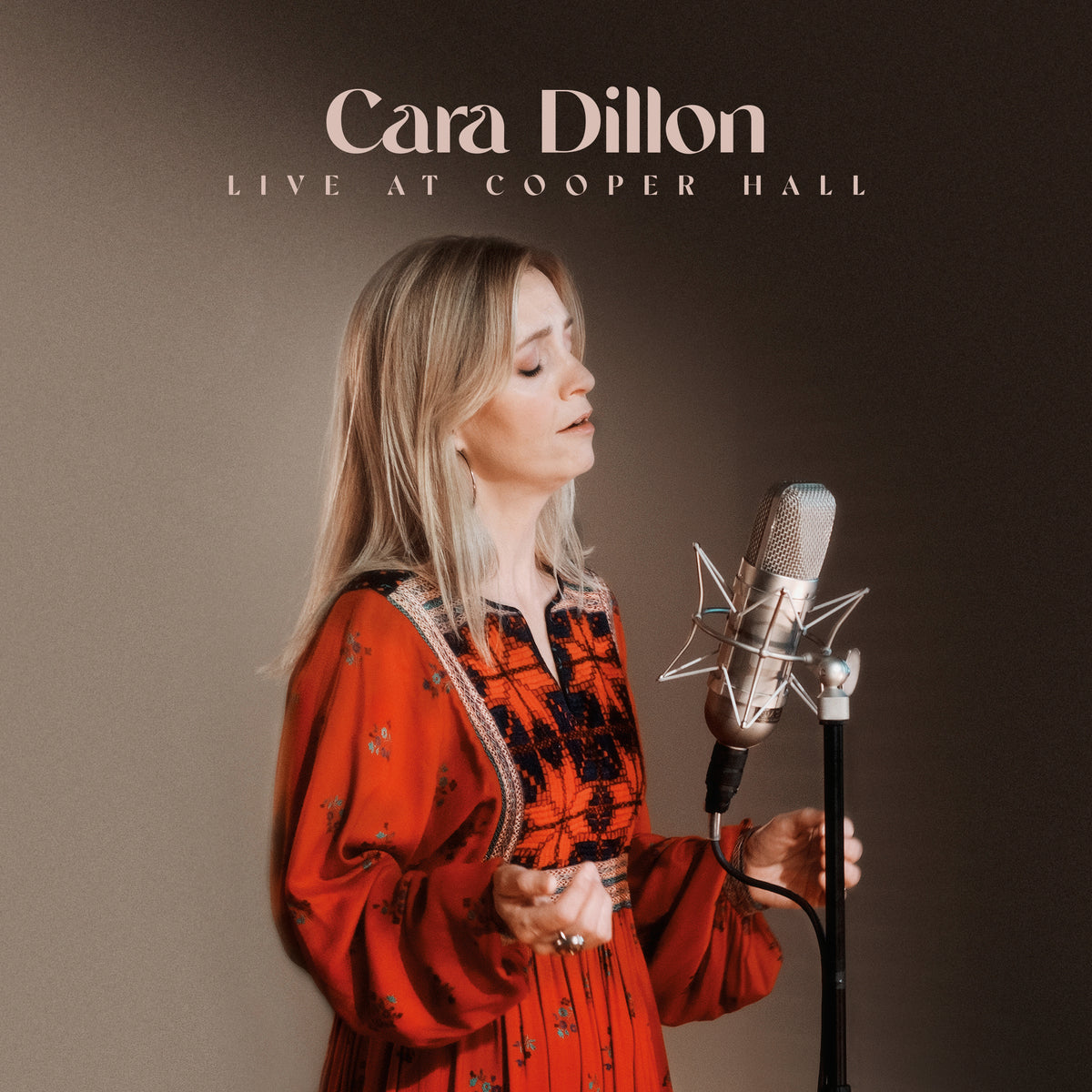 Cara Dillon - Live At Cooper Hall