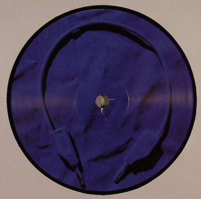 Tom Bugs - Living Leaving