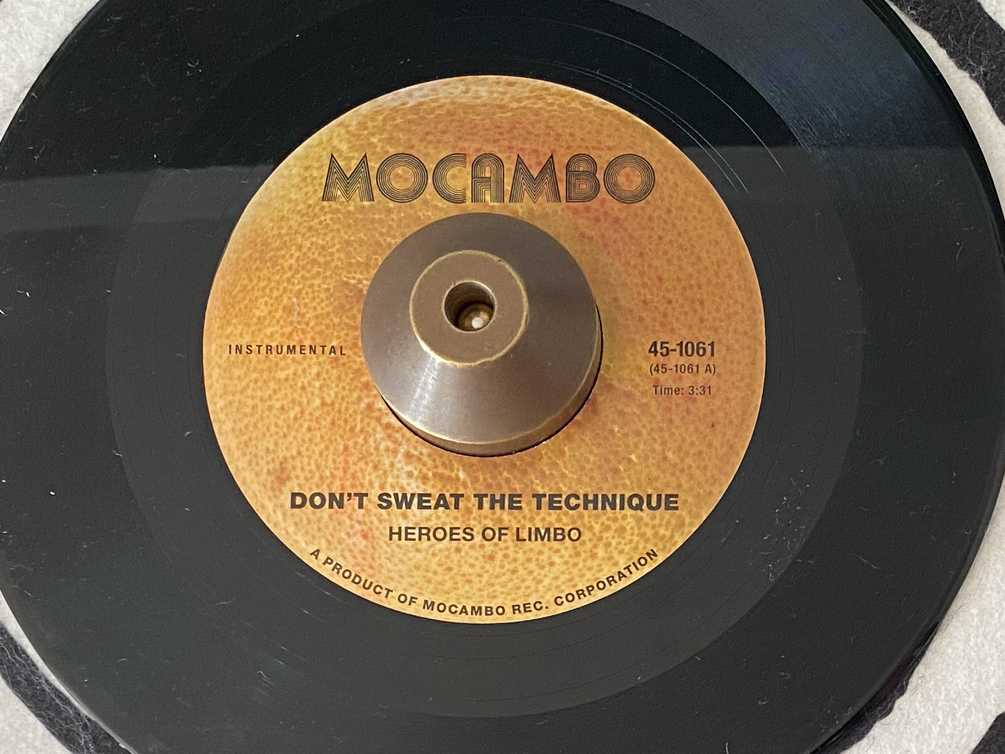 Heroes of Limbo - Don't Sweat the Technique b/w T.R.O.Y.