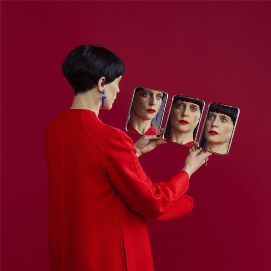 Angèle David-Guillou - A Question of Angles