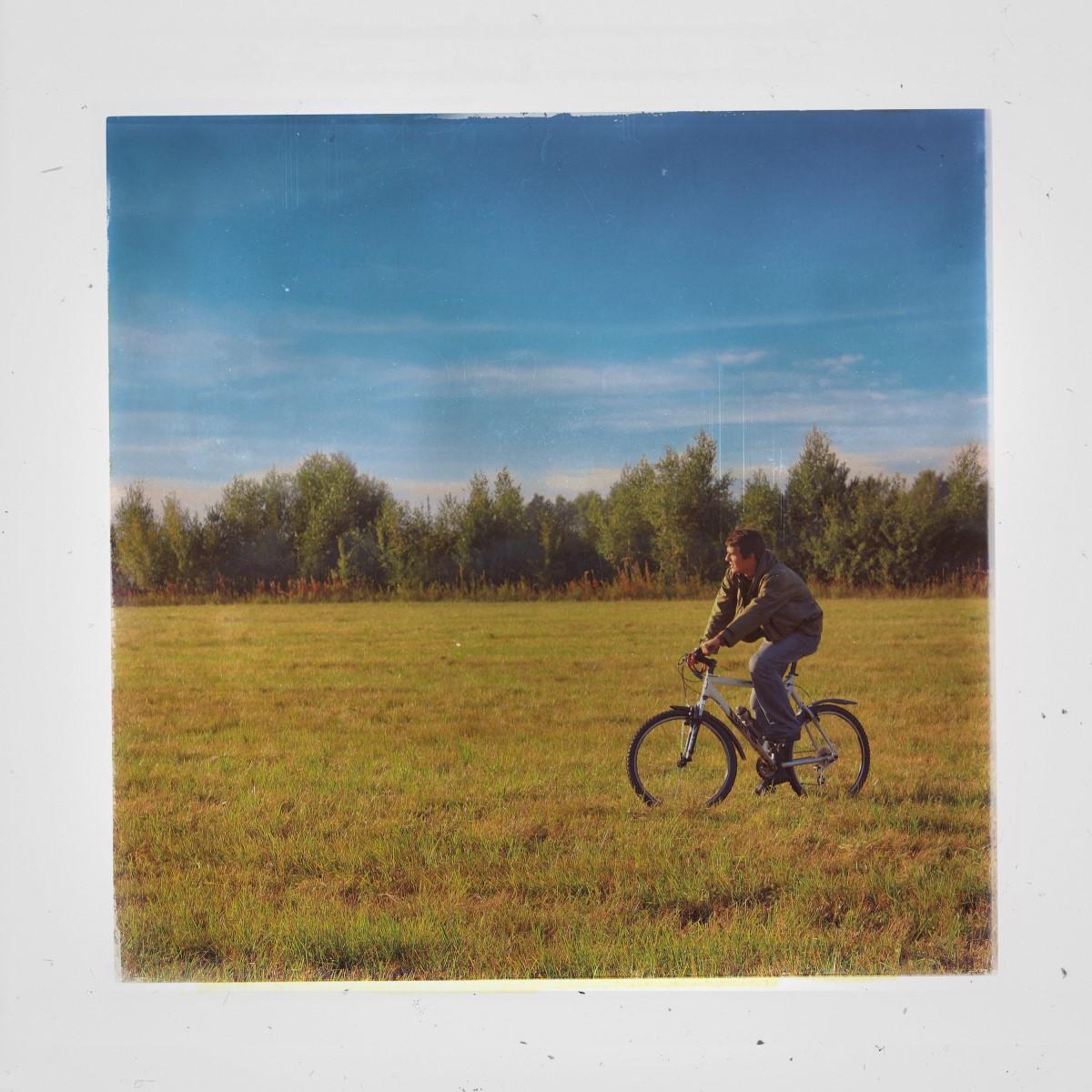 Lazzich - Autumn Day [printed sleeve / vinyl only]