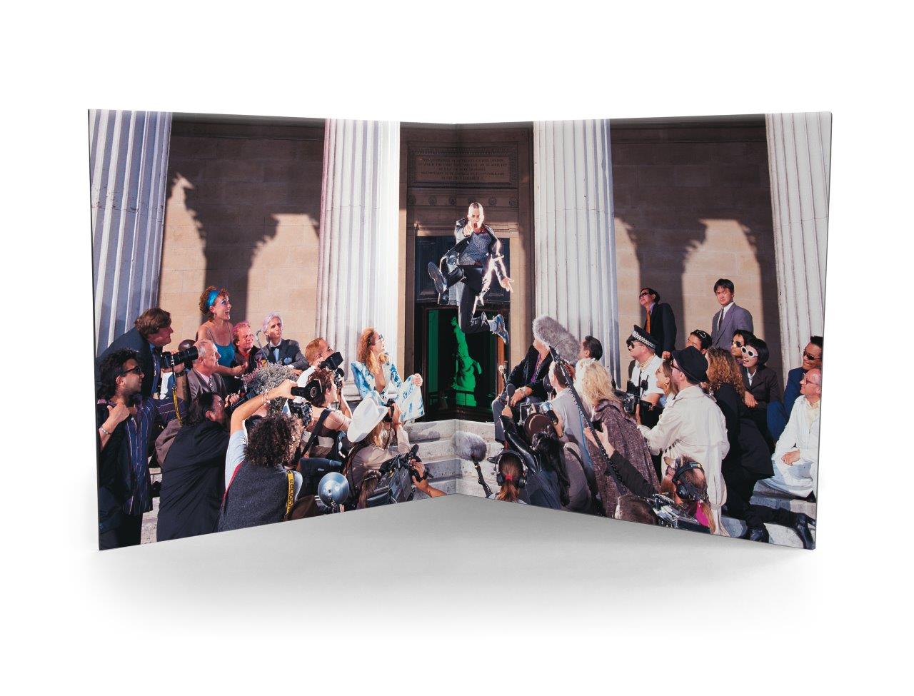 Robbie Williams - Life Thru A Lens