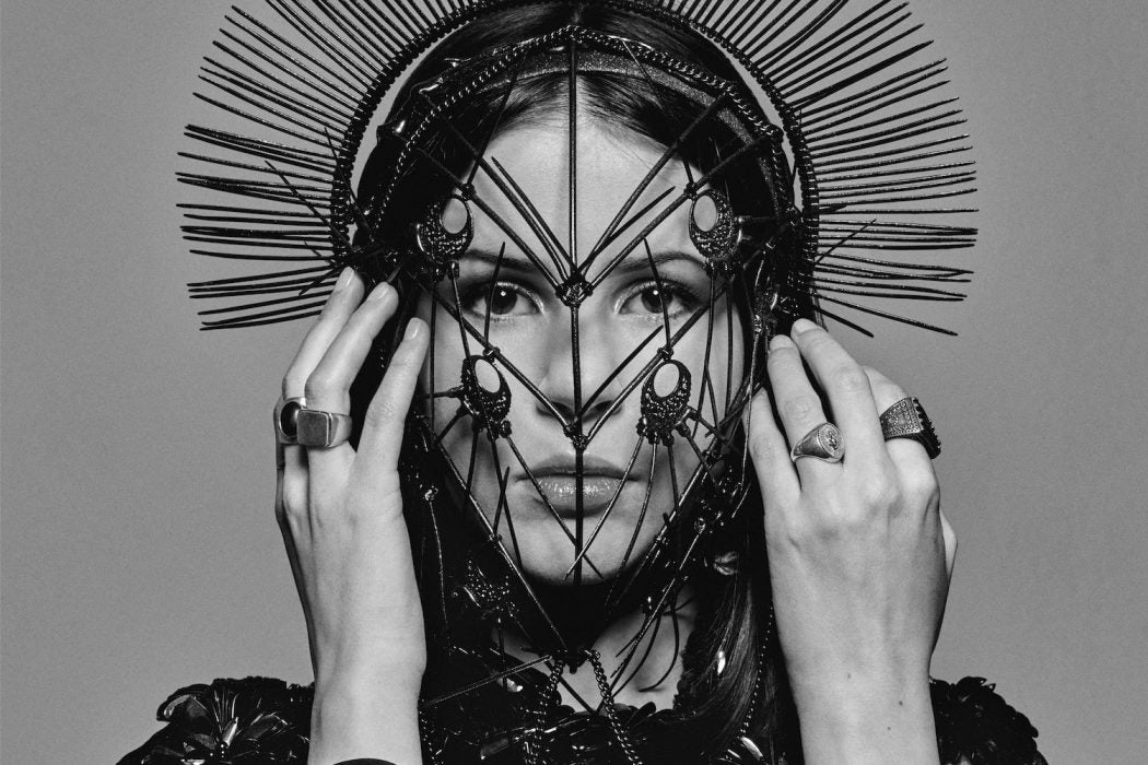 Marina Kaye - Twisted