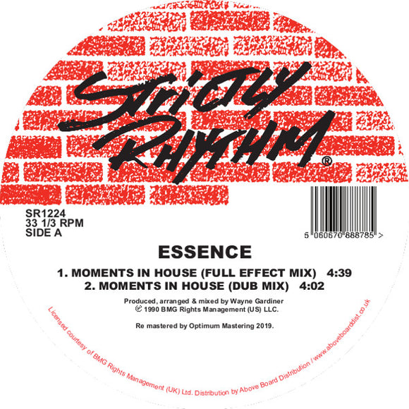 ESSENCE - Moments In House