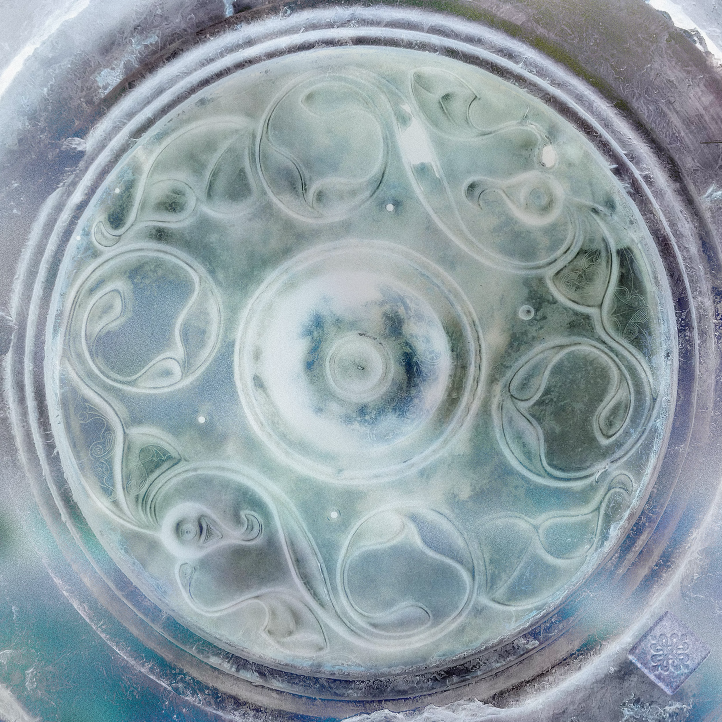 Ura - Baby With A Halo